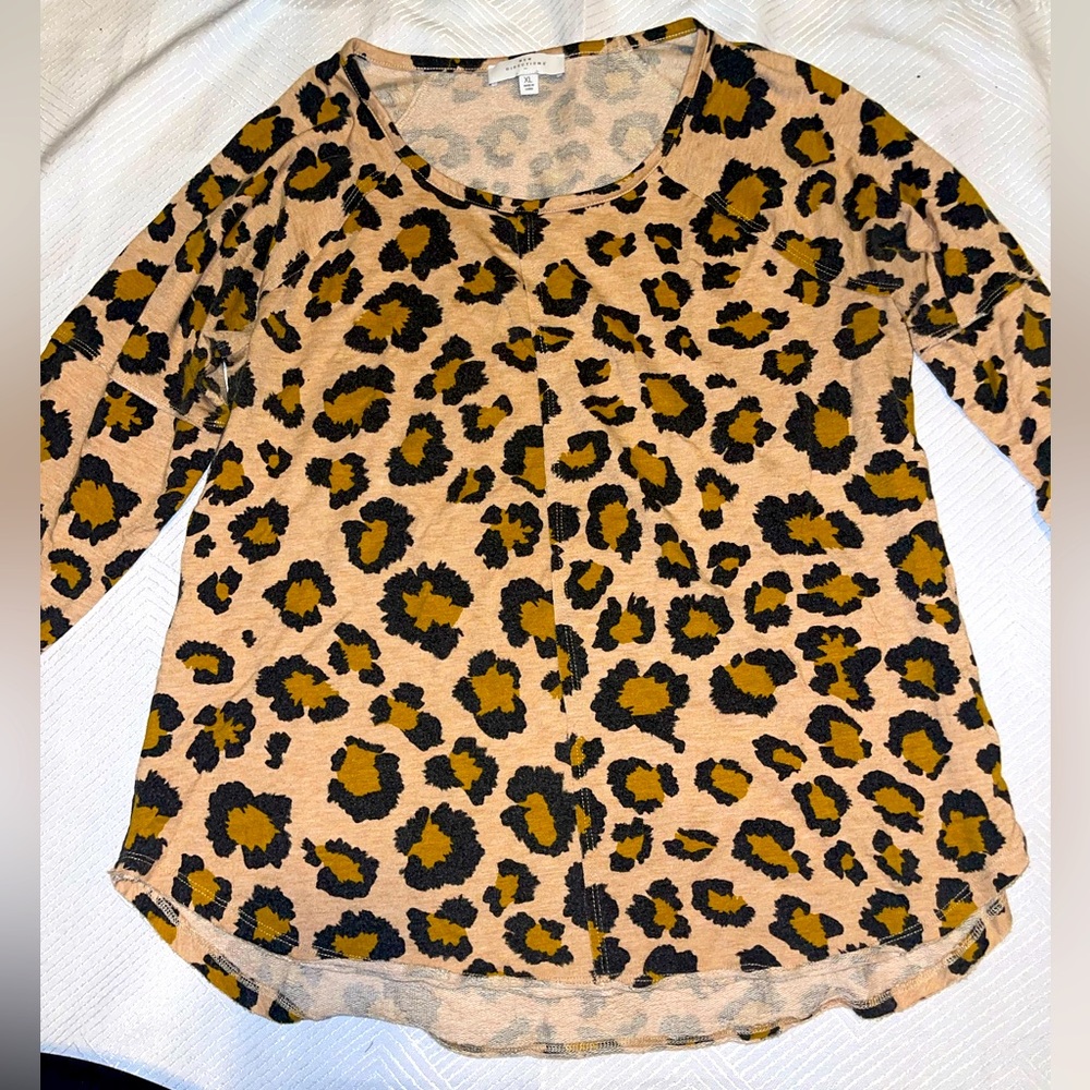 Quarter sleeve tee